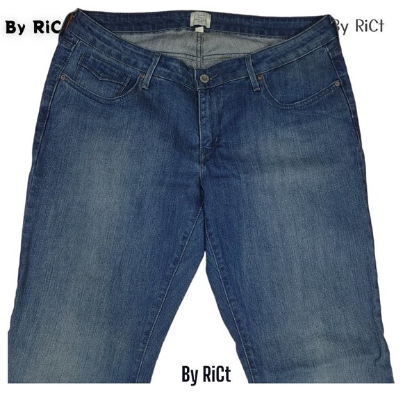 Levi's Bold Curve Bootcut Women's Jeans Size 18W Stretch Blue Denim Flap Pockets - Picture 6 of 11